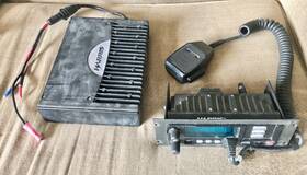 Ru144750-031 Harris Mamw-sumxx M7300 440-512 Mhz 50w Radio With Ch721 Head And Microphone