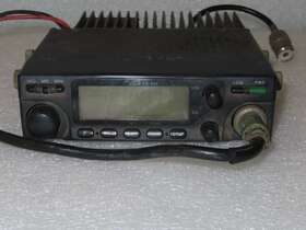 Ar-446 Motorola Adi Uhf Fm Transceiver With Mic
