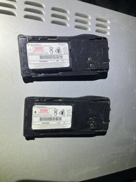 Motorola Hnn9701a Radio Battery Nib Set Of Two