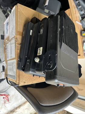 Motorola M01hx 437w Lot Of 4 M01hx 627w 136-vhf Two-way Radios