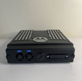 M20urs9w1an Motorola Xtl 5000 Two Way Radio Base Read