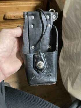 Motorola Ntn8381b Xts5000 Vhf Xts3000 Uhf Radio Leather Holster With Loop