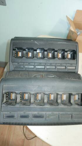 Motorola Wlpn4211a 2 Impres 6-gang Adaptive Chargers Wpln42211a Untested