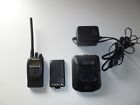 Tk-2170-k Kenwood Mhz Vhf Two Way Radio With Charger