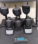 Tk-3300-1 Kenwood Uhf Mhz Protalk Radios Bases