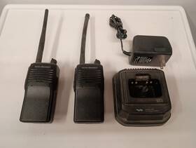 Vertex Standard Vx-132-d2-2 Vx-132 Two Channel 2 Watt Vhf Radios Murs Capable