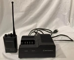 Motorola Radius 200 Handie Talkie W/NTN5538C Rapid Charger (no Battery). Fixed Price $14.00.