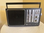General Electric 4-BAND Am Fm Tv Sound Weather 7-2945A Portable Radio 1970S. Fixed Price $20.00.